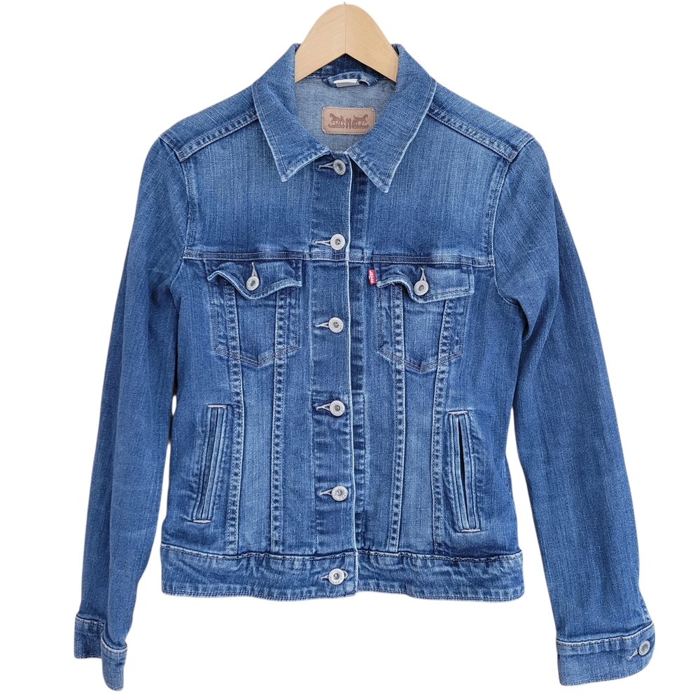 Levi's Jean Jacket Womens Size Medium Blue Denim Button Up Pockets